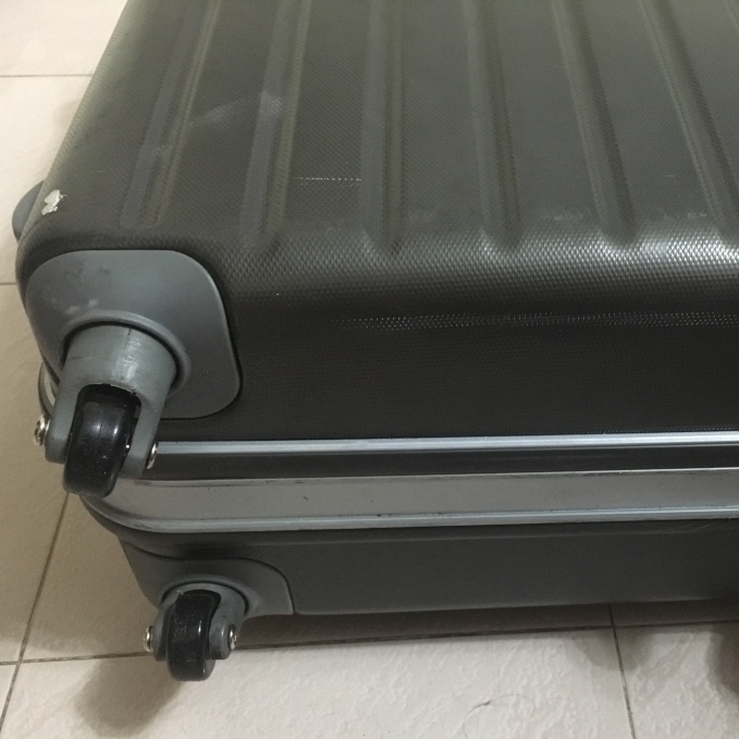 luggage works replacement wheels